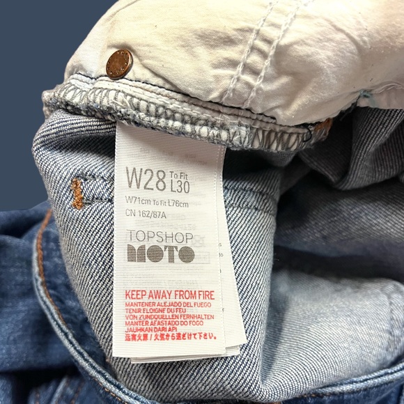 TopShop LUCAS Moto distressed jeans in medium blue wash. Size 28x30 👖 - Picture 9 of 9